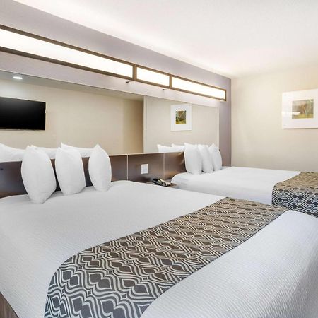 Ridge Manor Microtel Inn & Suites By Wyndham Brooksville מראה חיצוני תמונה